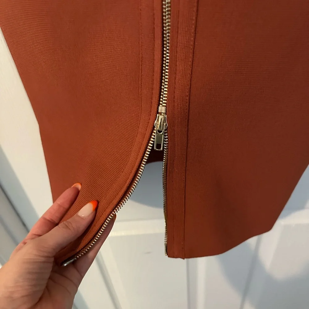 NWT Gianni Bini Brenda Dress in Cedar bandage dress Small - Picture 4 of 8